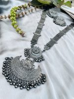 Black long necklace - Image 5