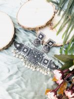 Premium choker set white - Image 5