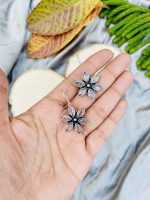 Small flower earrings