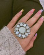 Flower mirror ring - Image 2