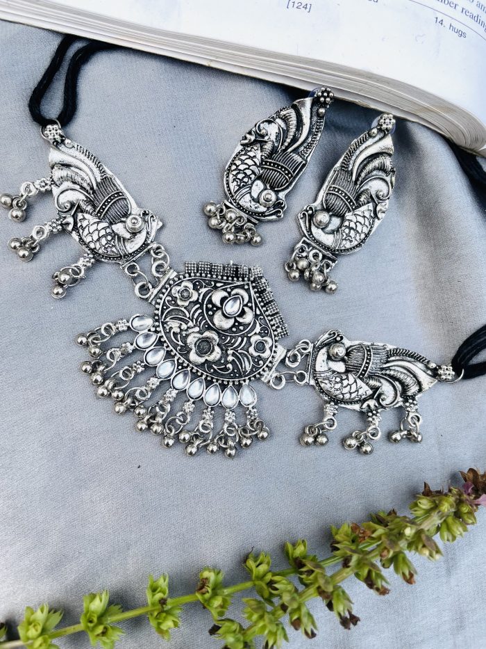 Oxidised choker set - Image 2