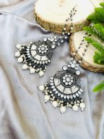 Indu earrings - Image 3