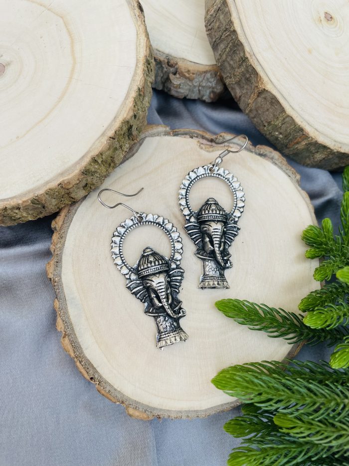 Cute ganesha earrings - Image 2