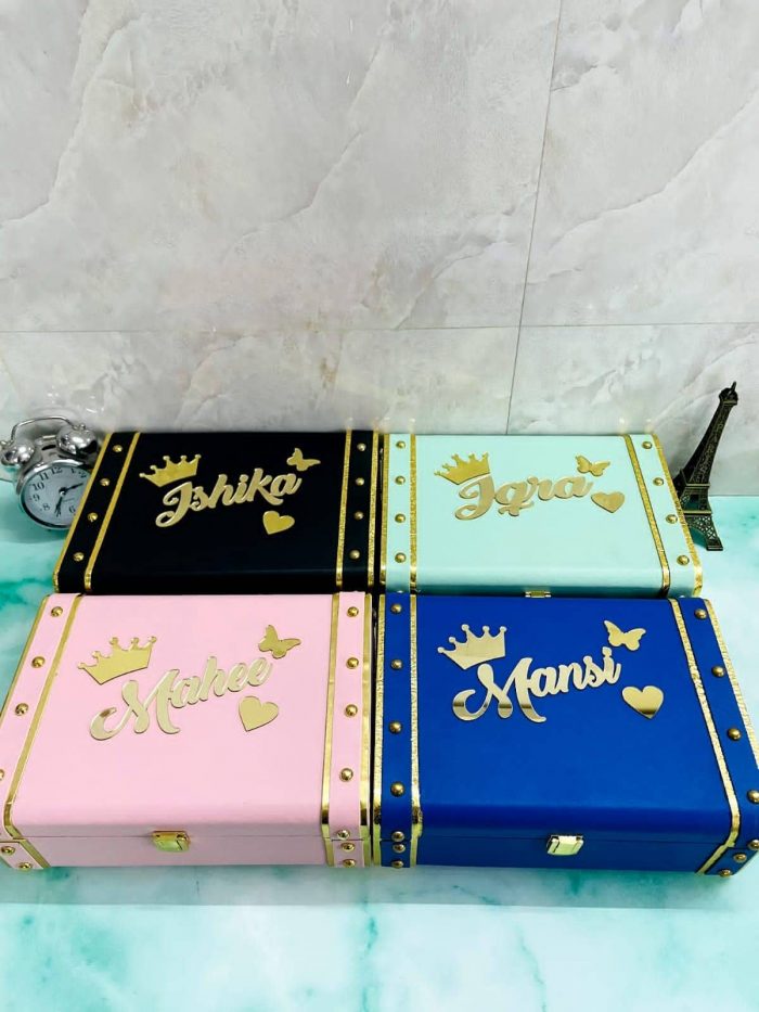 Personalised name trunk - Image 4
