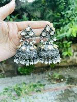 Sanskriti earrings - Image 2