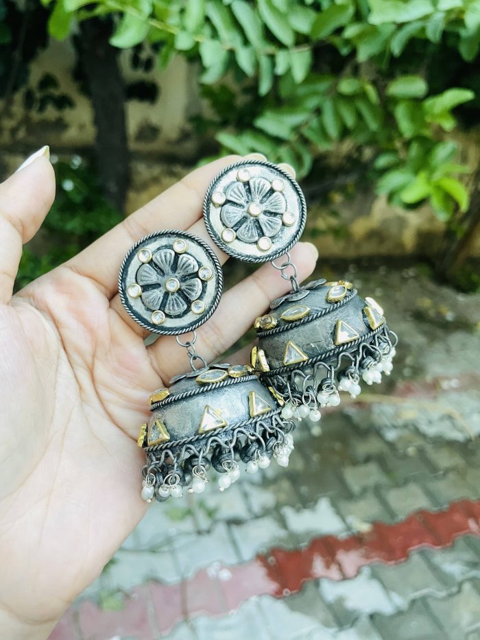 Samrina earrings - Image 3