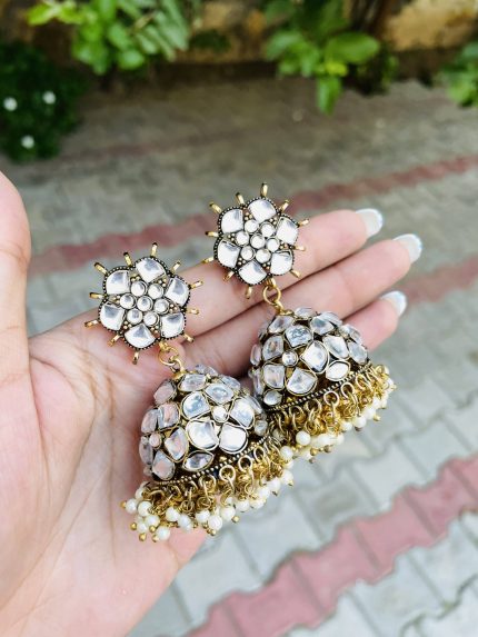 Naomi earrings