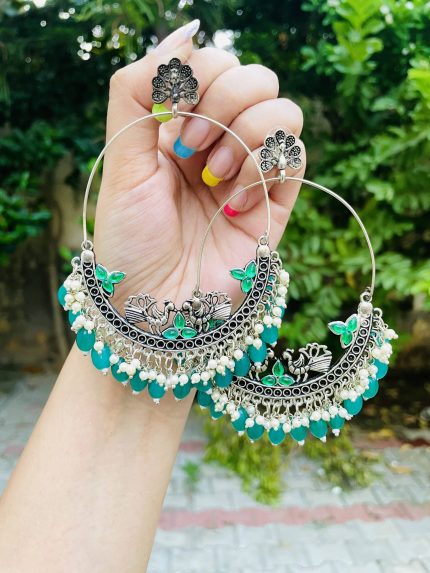 Shyla Earrings (green)