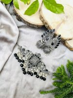 Ritika black choker