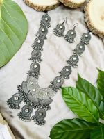 Ashmika long necklace - Image 2