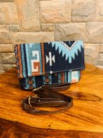 Jacquard sling bag - Image 5