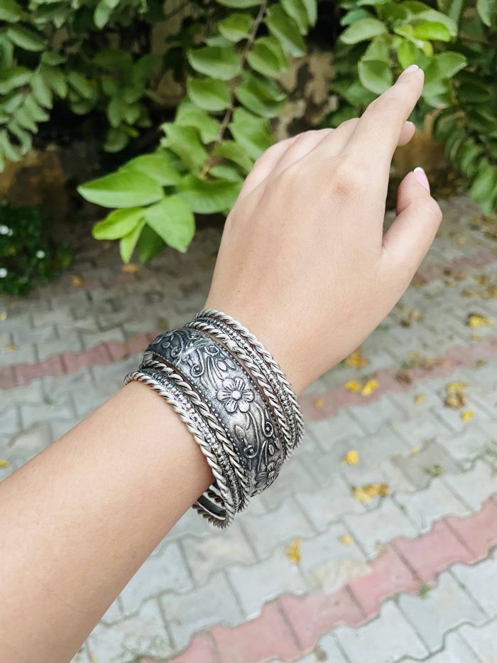 bangle with kadhe pair - Image 1