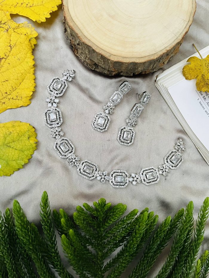 Shrutika necklace - Image 2