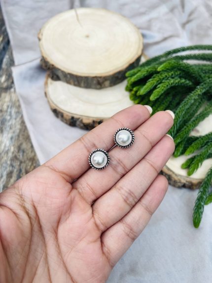 White pearl oxidised earrings