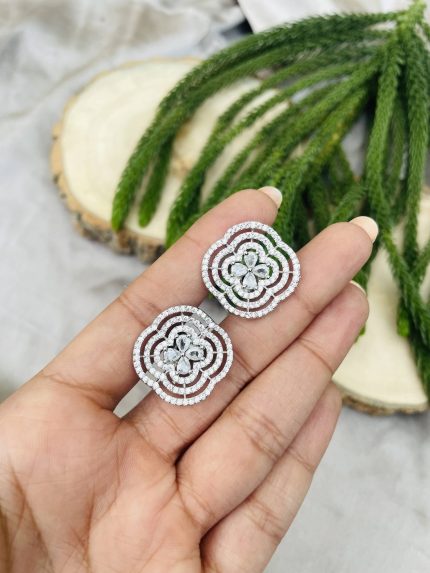 Shivani Ad pearl earrings