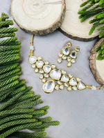 Aadab necklace