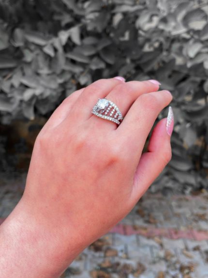 Nasira ad ring