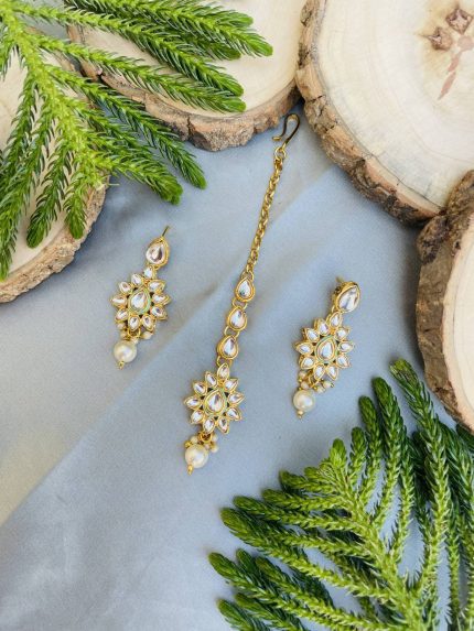 Iranika earrings with mangtika set