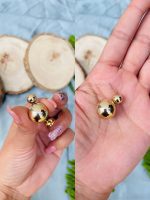 Golden stud - Image 2
