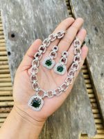 Sukh Ad necklace Green - Image 2