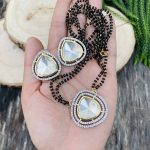 Triangle AD polki mangalsutra