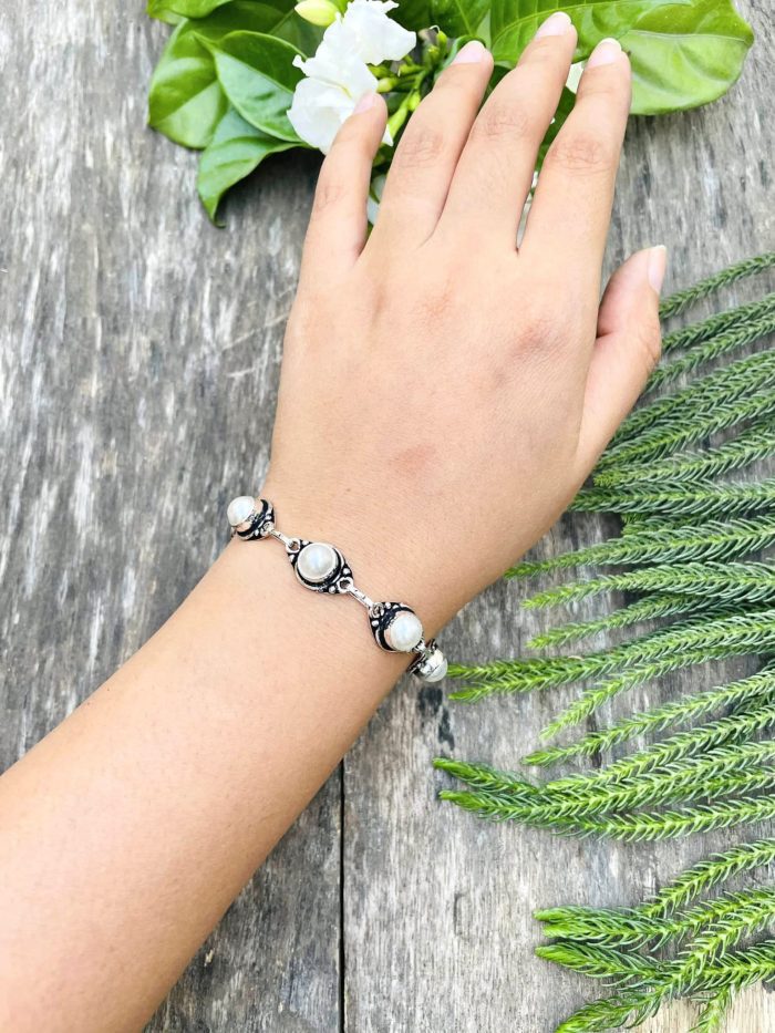 Pearl brass bracelet - Image 1