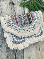 Cowrie white boho handbag - Image 2