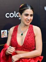 Sara ali khan ad necklace - Image 8