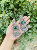 Sabin brass green earrings - Image 2