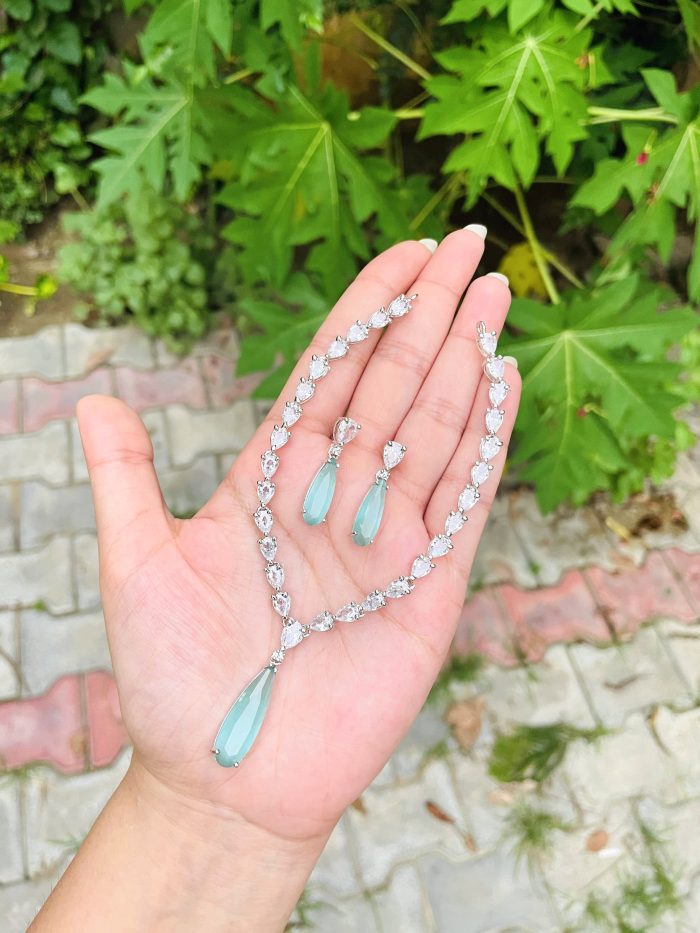 Liza Ad necklace mint - Image 1