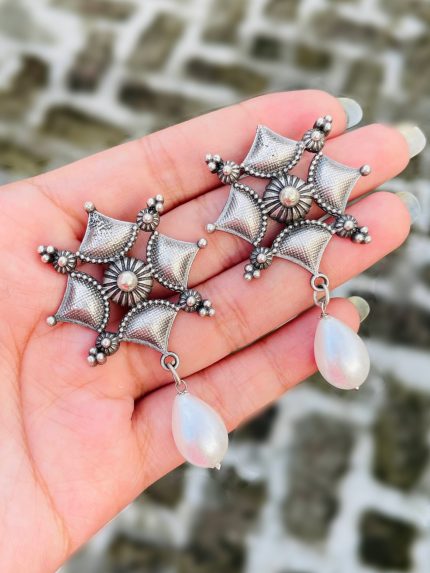 Mirza pearl brass earrings