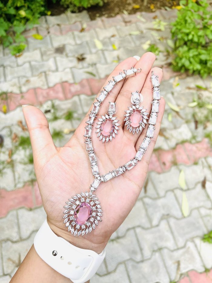 Meetu AD necklace - Image 4