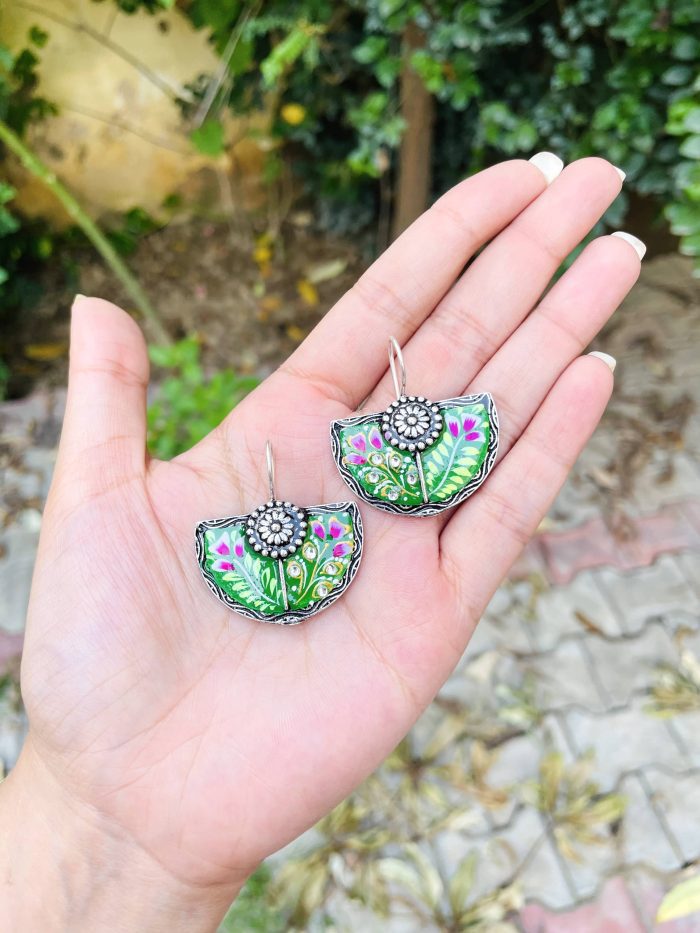 Green hand painted earrings - Image 1
