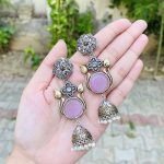 Salima brass earrings pink