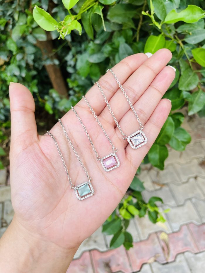 Square necklace - Image 1