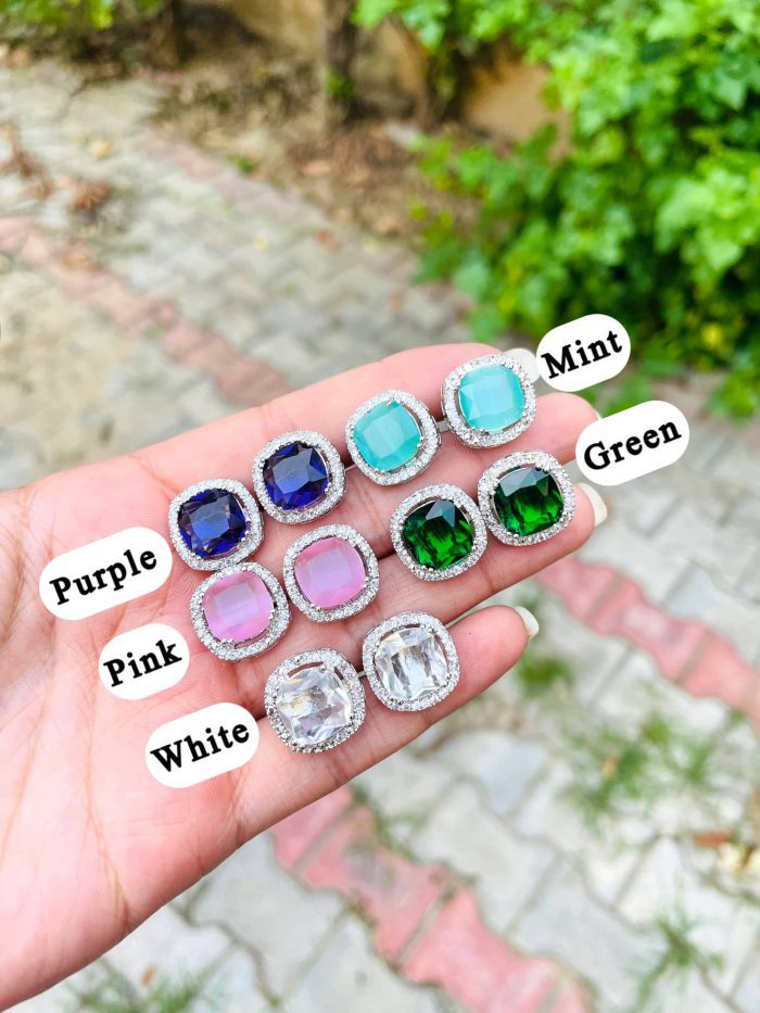 Square ad studs - Image 2