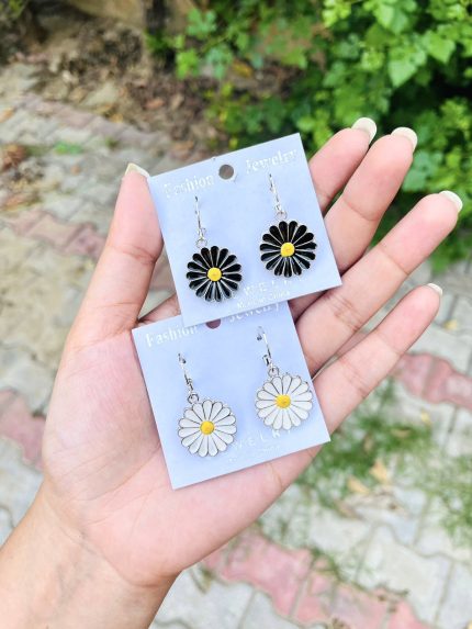 Sunflower loop earrings