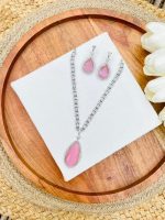Mirza Ad necklace pink