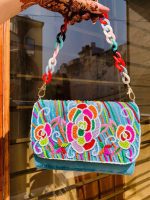 Chunky sling bag - Image 8