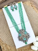 Amaya long necklace Mint