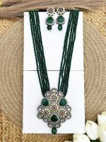Amaya long necklace Green - Image 2