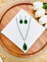 Mirza Ad necklace Green