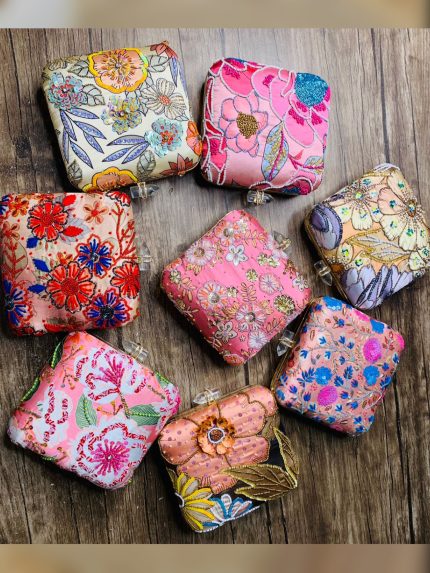 Square box clutch