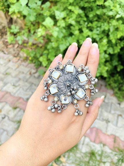 Dual tone ring