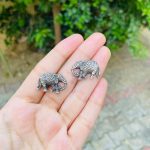 Elephant brass Studs