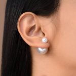 Double pearl earring