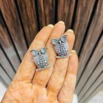 Owl brass studs