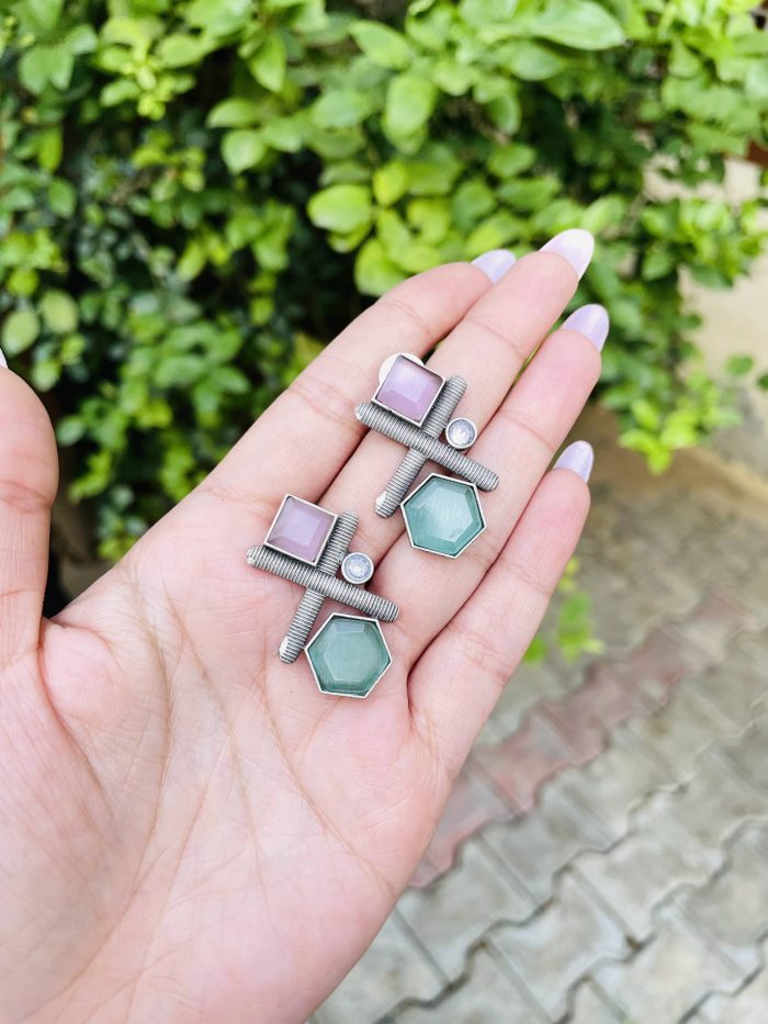 Rupal shape brass studs - Image 1