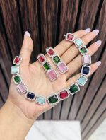 Multi ad necklace