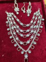 Parineeti Chopra wedding necklace - Image 5